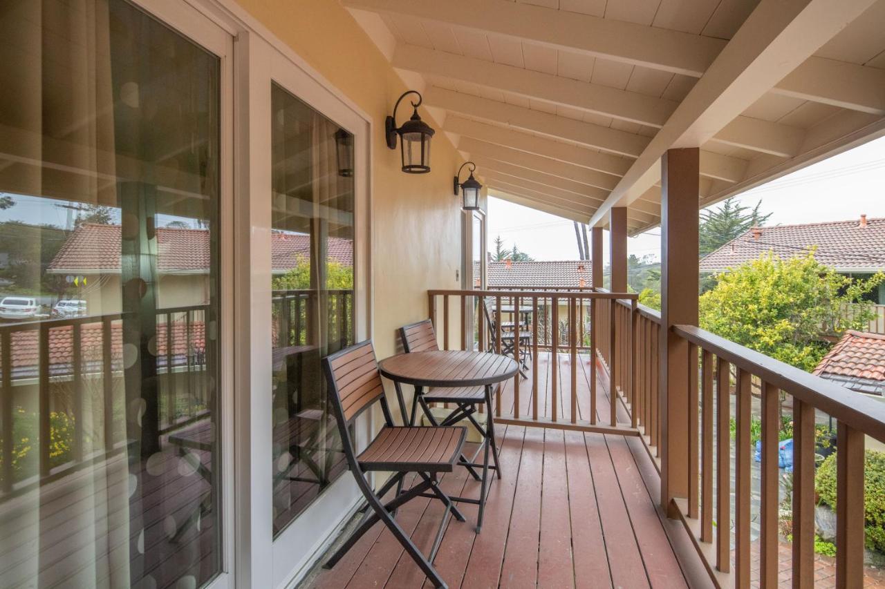 The Vendange Carmel Inn & Suites 외부 사진