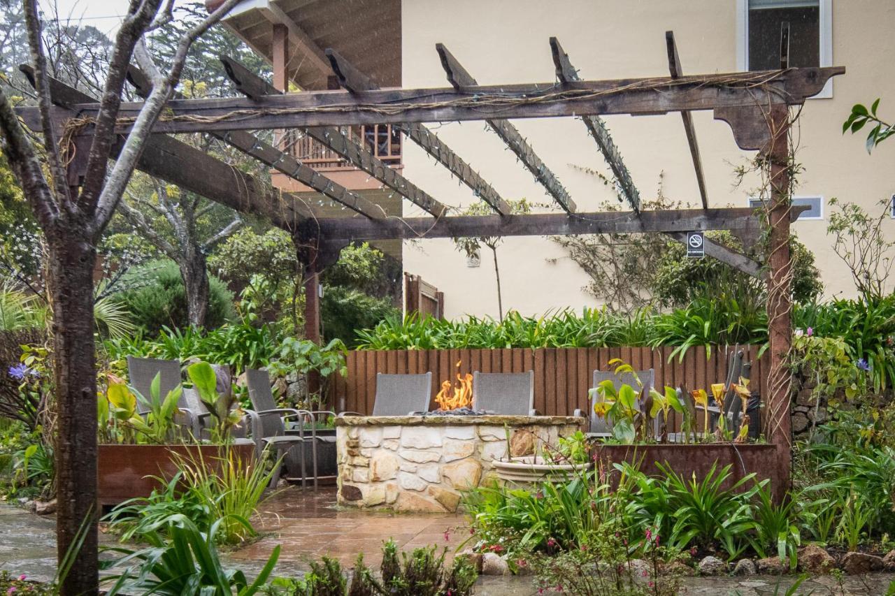 The Vendange Carmel Inn & Suites 외부 사진