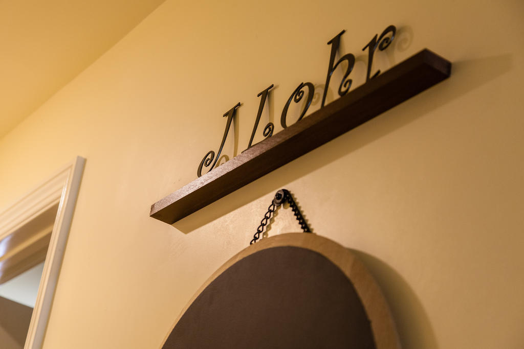 The Vendange Carmel Inn & Suites 객실 사진